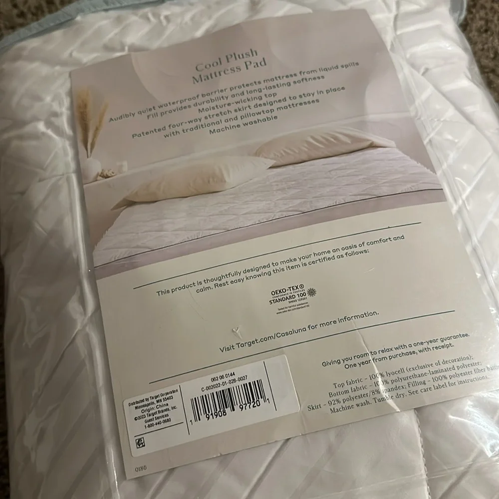 Casaluna cool plush Mattress padWhite quilted design/Waterproof/Moisture-wicking
